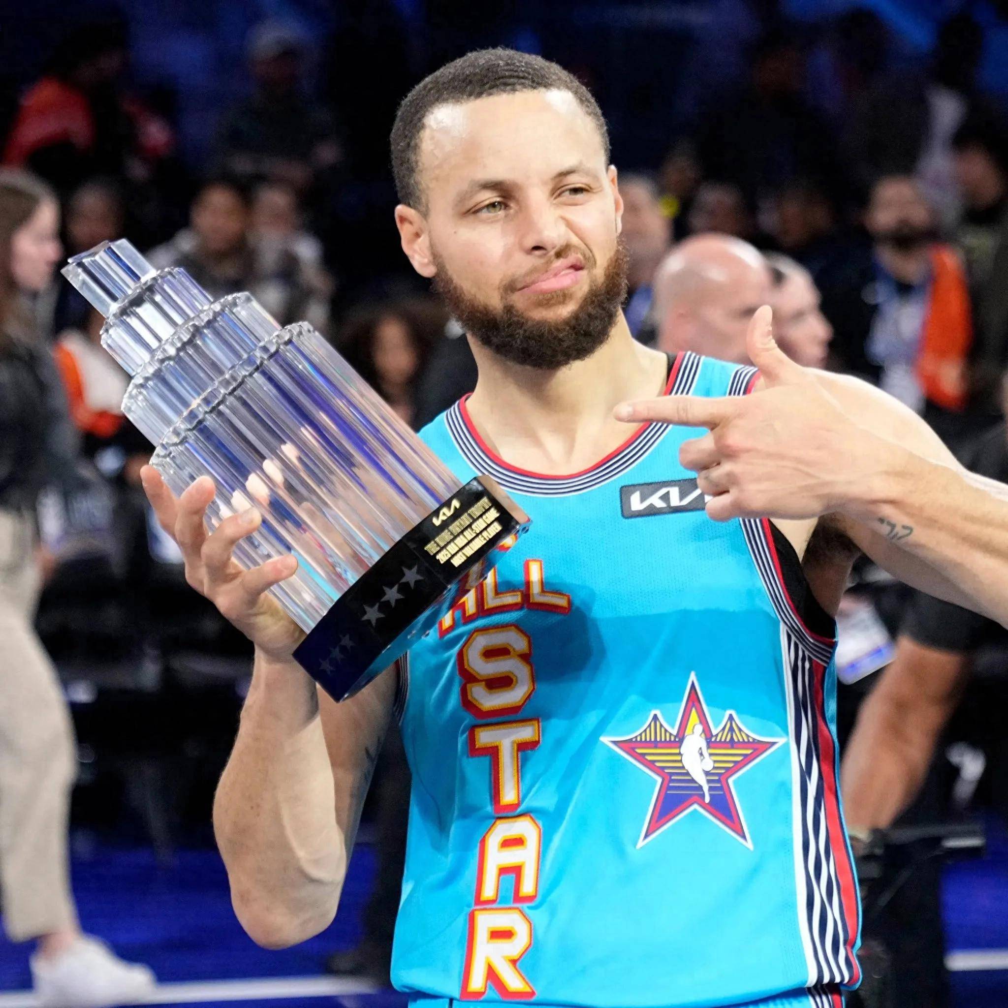 队更换主场 队更换主场